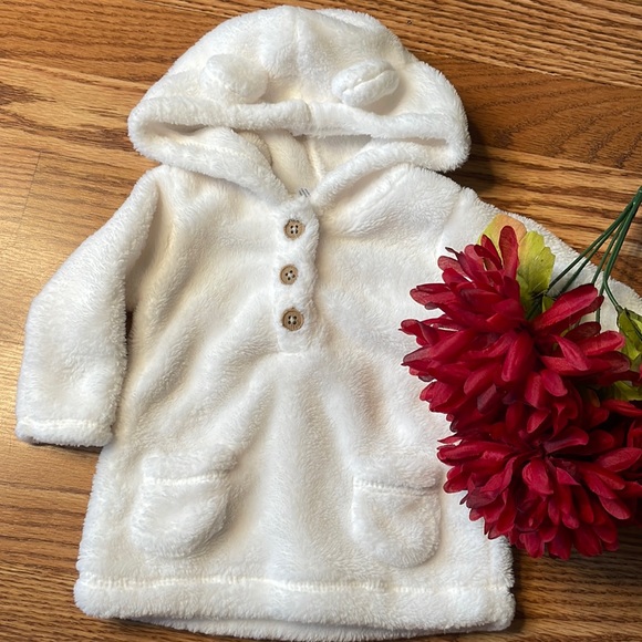 Carter's Other - ❤️5/$13 Fleece pullover hoodie